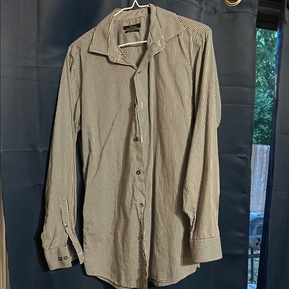 Men's Black and White Striped Shirt